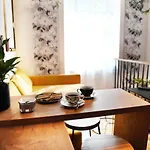 Slowackiego-33 (Two level modern city center flat)